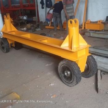 Pembuatan Crane Oleh CV. Makmur Karya Engineering